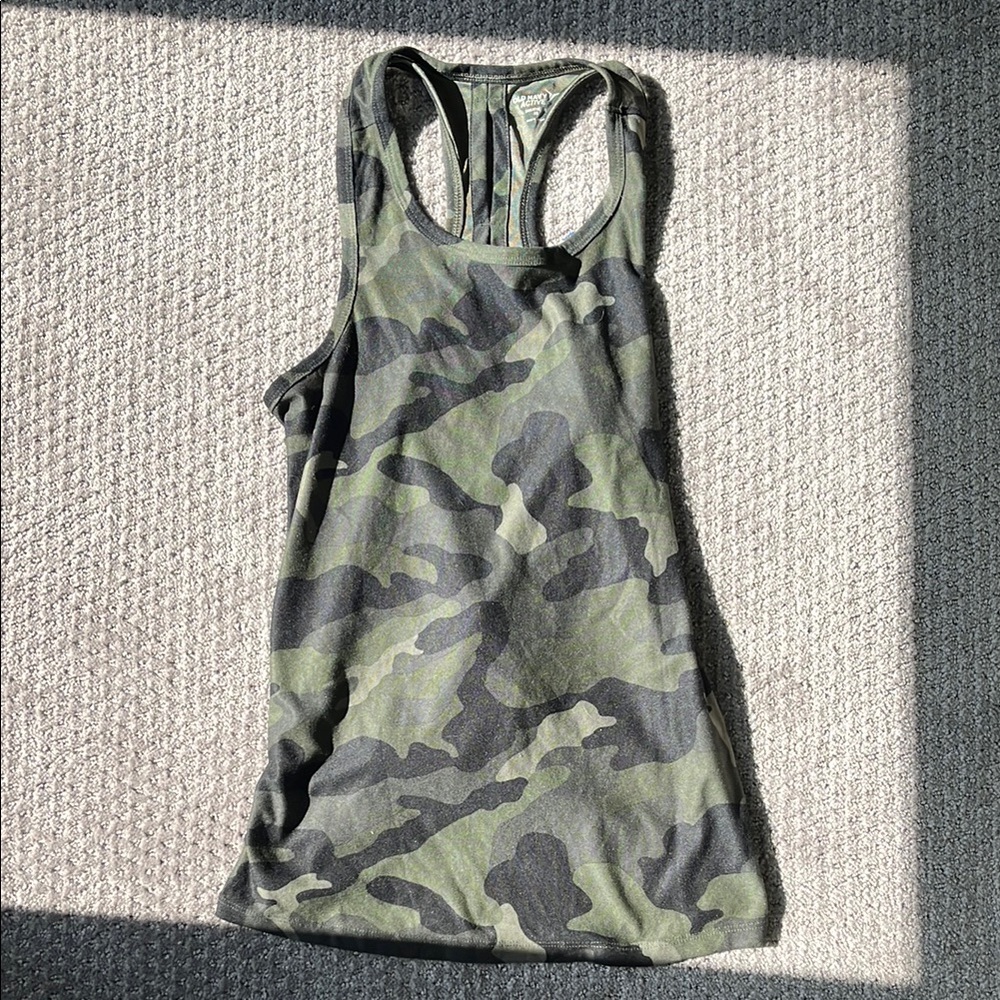 Old Navy Open Back Camo Print Racerback Workout Top